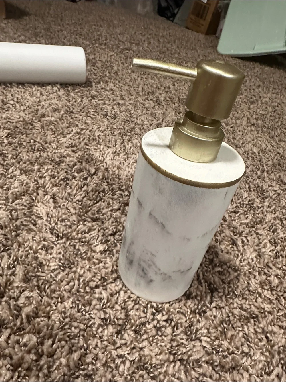 Marble-Effect White and Gold Soap Dispenser - Stylish Bathroom Accessory